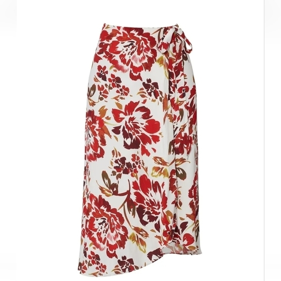 LOVERS AND FRIENDS Red Floral Printed Wrap Midi Skirt - Picture 4 of 14